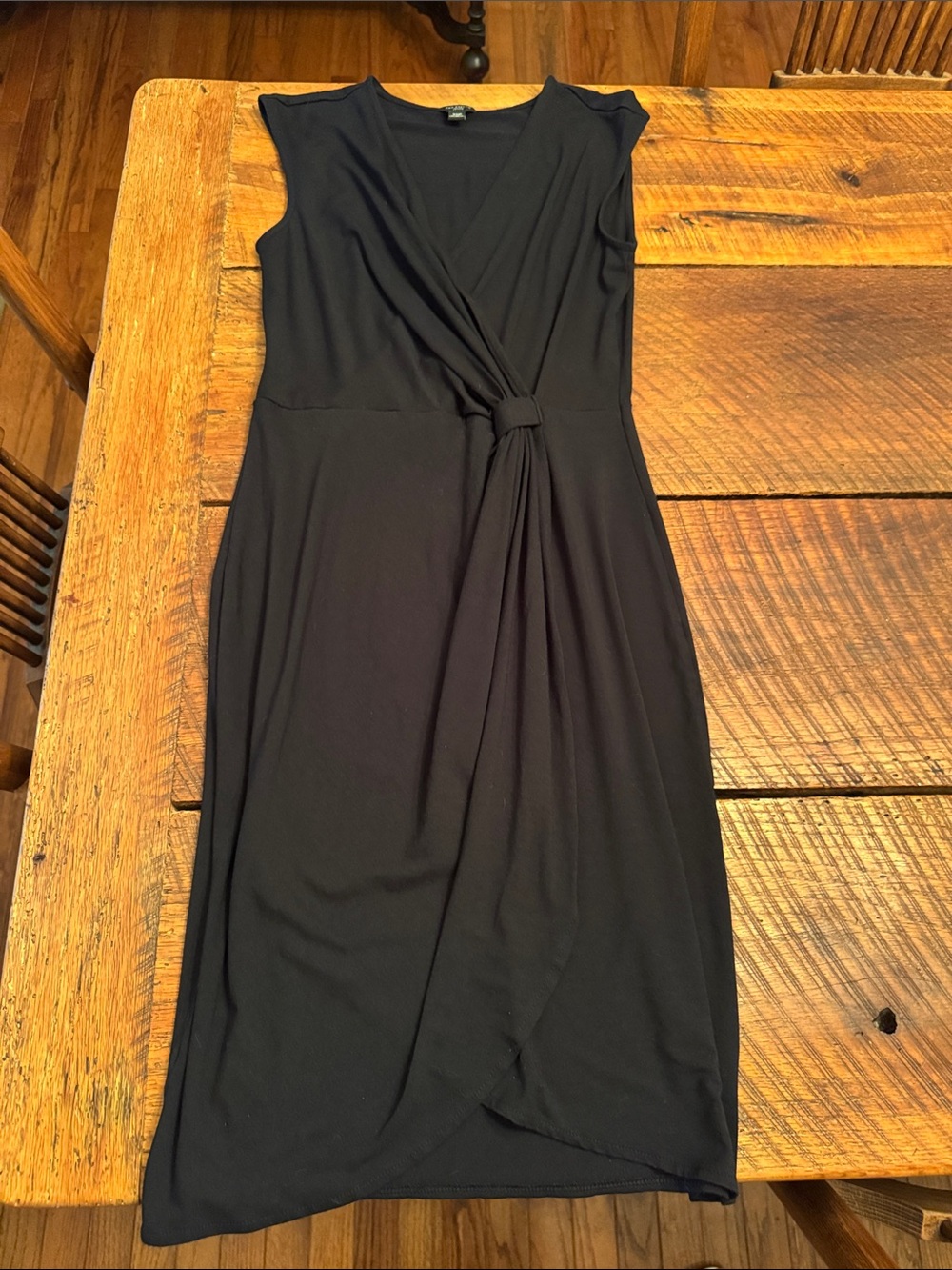 Ann Taylor Black Knot-Detail Midi Dress